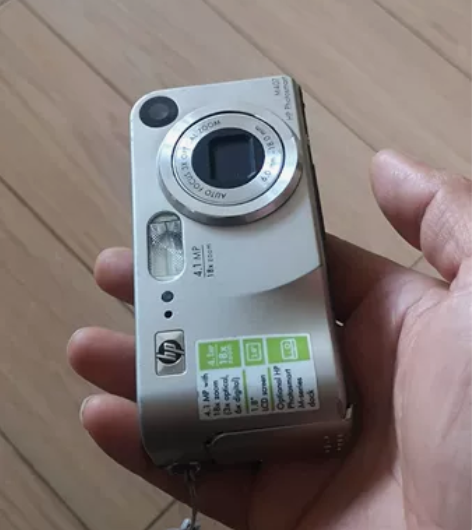 美国惠普M-407小长焦数码相机 99新，...