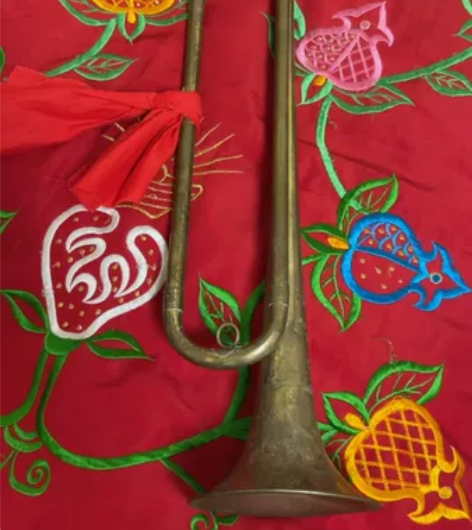 ?可吹响，老铜～红色纪念冲锋号，铜号影视道...