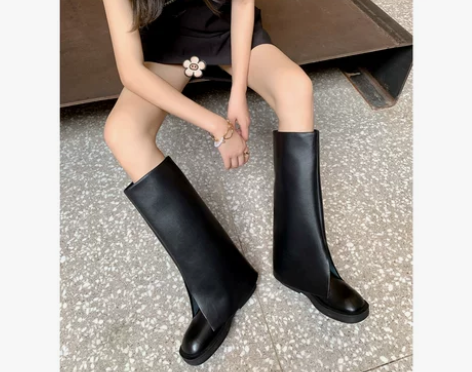 Le Queen小众时髦洋气直筒长靴牛皮高...