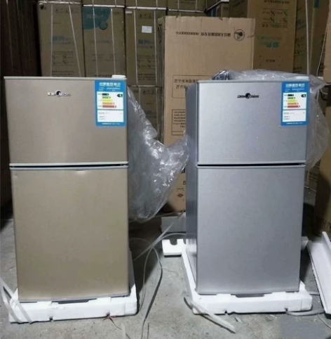 （着急卖 着急卖）美的迷你小冰箱全新未拆封...