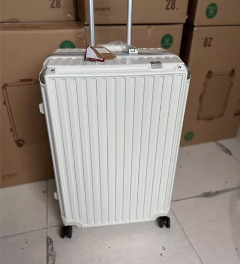 漫游28寸 全新正品微瑕白色,黑色,银色,...