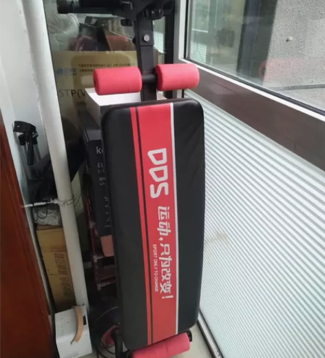 家中闲置仰卧起坐辅助器，八成新，现30元低...