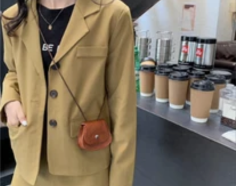 迷你小背包 全新 感兴趣的话点“我想要”和...