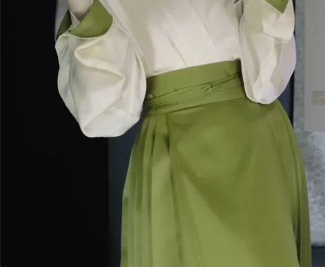 改良衬衫配马面裙套装女日常通勤绿色国风中秋...