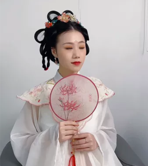 汉服 感兴趣的话点“我想要”和我私聊吧～几...