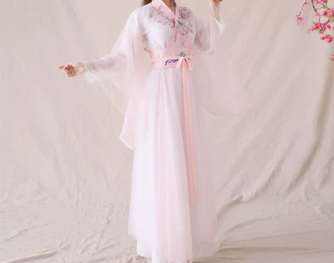 美俪秘籍 民族装舞台装 感兴趣的话点“我想...