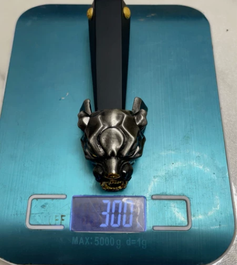 （百威）黑金虎头，珍藏开瓶器。黑金珍藏级品...