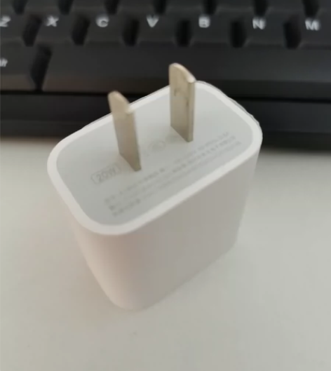 PD20w快充苹果充电头，几乎全新，无二次...