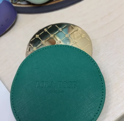 lolarose 卖手表的时候送的手饰盘 ...