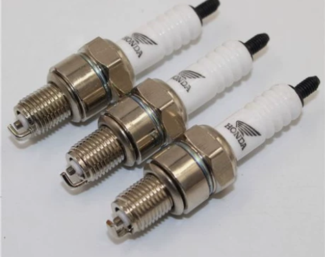 摩托车火花塞，125110A7TC D8T...