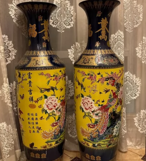 陶瓷落地大花瓶富贵吉祥两个.200 一个....