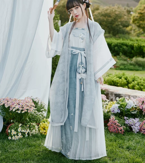 十三余小豆蔻儿[清凝语-蓝溪镇联名] 素雅...