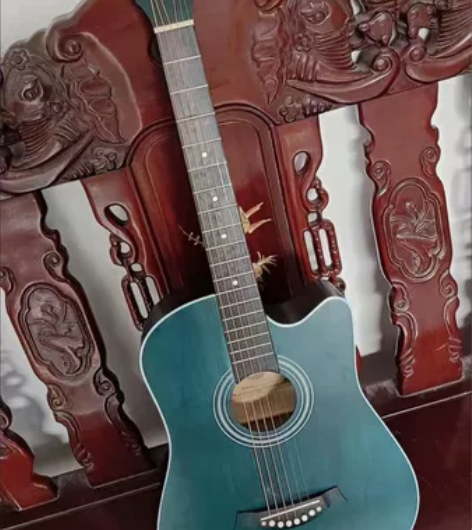 转让原价一千多的全新单板民谣吉他初学者吉他...