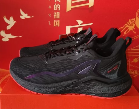 特步动力巢科技男子跑鞋  2021秋冬新款...