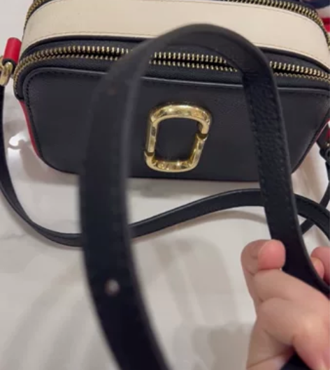 ?Viney女包真皮迷你相机包 购入价：1...