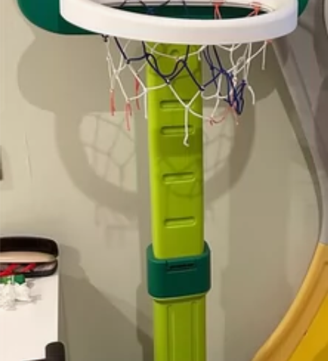 澳乐儿童篮球架，总共5个档位，可拆卸，娃大...