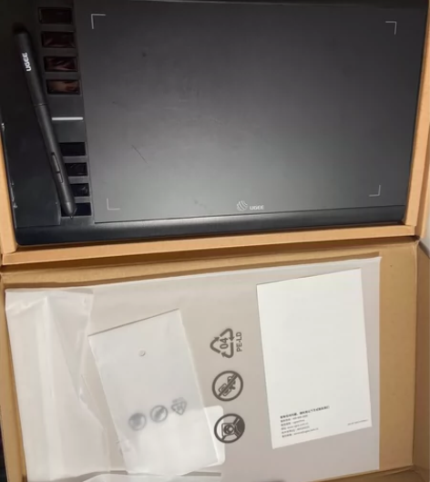 友基m708数位板 买来就用过几天 发现自...