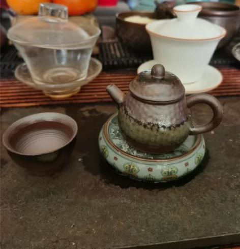#壶 粗陶清水锤纹小掌心壶,60cc左右,...