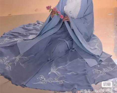 烛颜七仙女，全新仅试穿，S码，吊牌未摘，售...