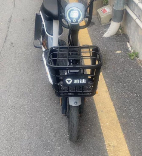 个人闲置雅迪电动车、今年9月份换的电池跑3...