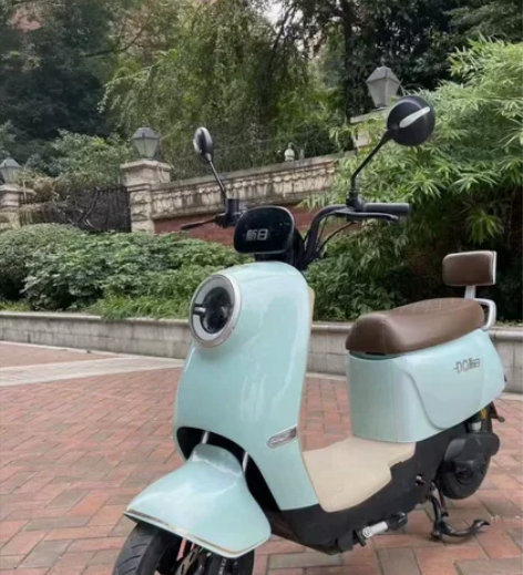 二手电动车雅迪爱玛款式品牌都有 9成新,外...