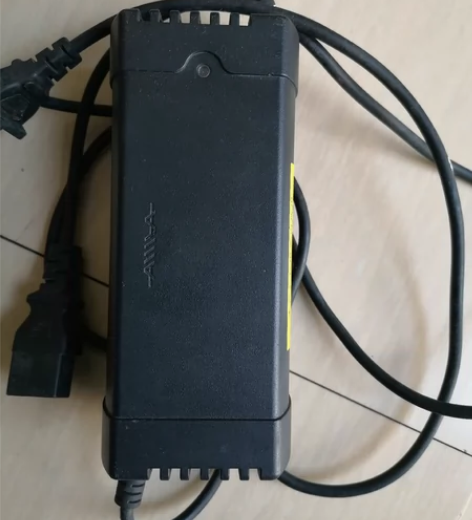 爱玛原装铅酸电池充电器，48v12安原装充...