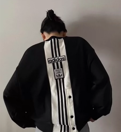 【阿迪达斯三叶草拼接后背排扣卫衣 adid...