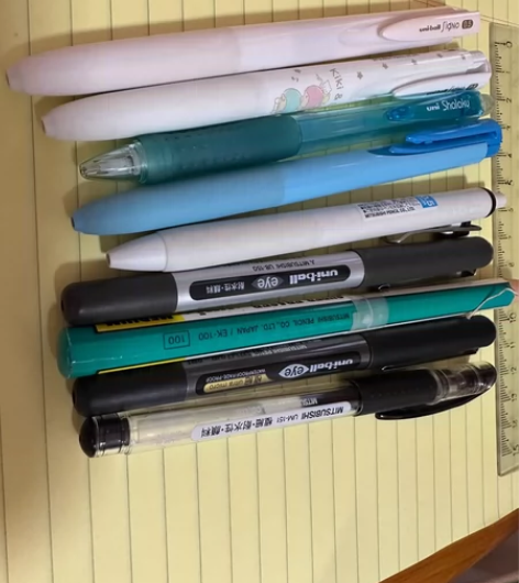 高考完诚心出闲置笔壳！（里面有笔芯可能不是...