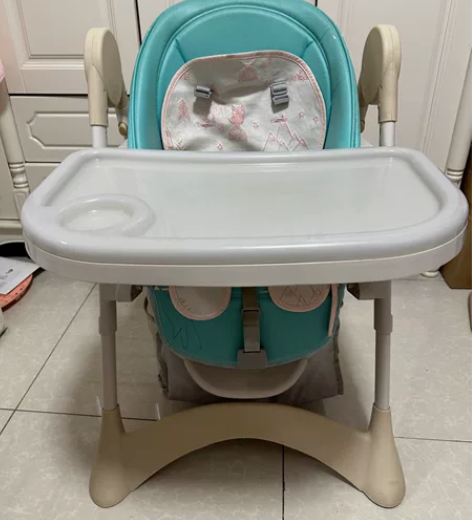 贝易儿童可升降餐椅 7.8成新 自用 孩子...