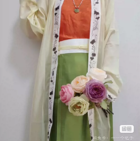 出汉服来料小山词丝麻富春坊直领窄袖长衫，前...