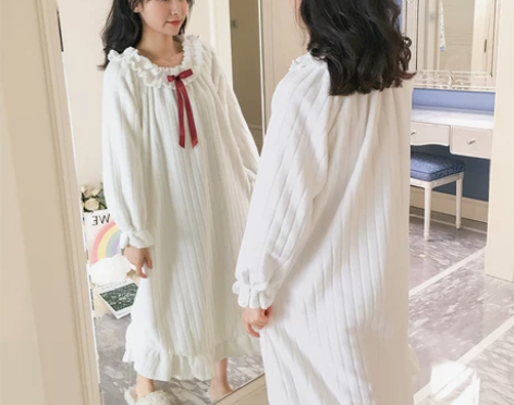 清衣柜,9成新,睡衣女春秋冬法兰绒保暖加厚...