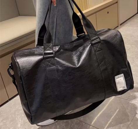 【全新包邮】旅行包大容量休闲运动手提健身包...