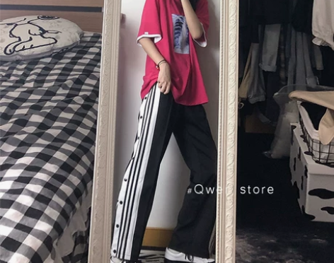 QWER潮流中心黑白条纹排扣高街休闲裤男女...