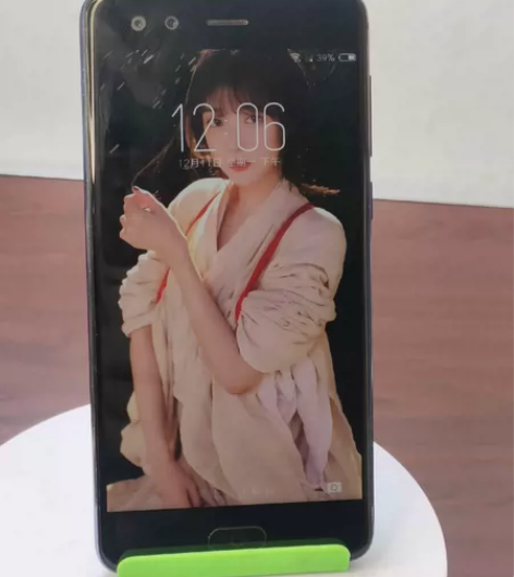 努比亚手机  内存6+64G 实物实拍 外...