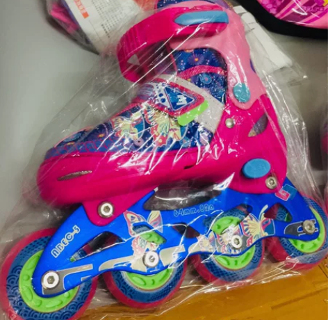 小孩溜冰鞋玫蓝中国风8闪套装PU闪光轮滑鞋...