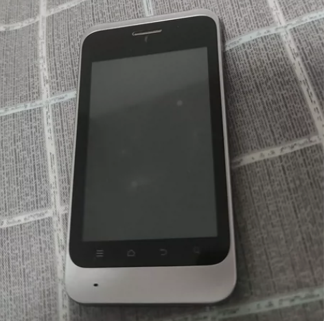 中兴手机 没电池 感兴趣的话点“我想要”和...