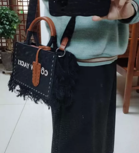 全新牛仔包 一次未背#是时候换新包啦 便宜...