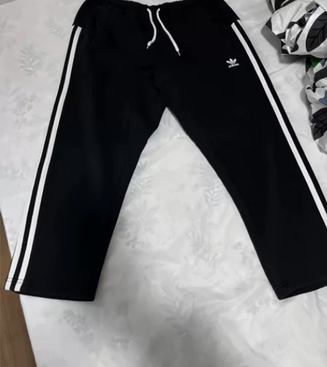 Adidas 九分裤 m码 8.5层新 保...