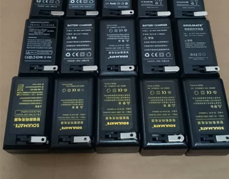 佳能E17品牌充电器，实拍图9成色左右 二...