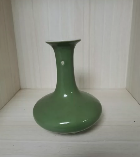 建国瓷厂上世纪80年代烧制 品像如图有瑕疵...