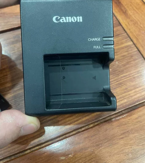 原装佳能e10充电器 3000d1500d...