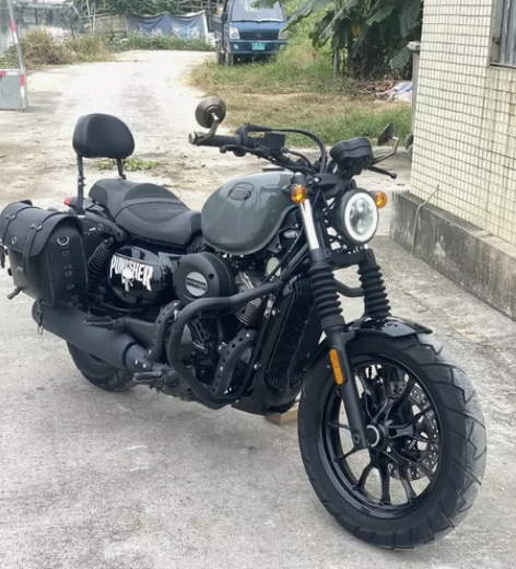 大韩GV300复古巡航太子车，21年上牌，...