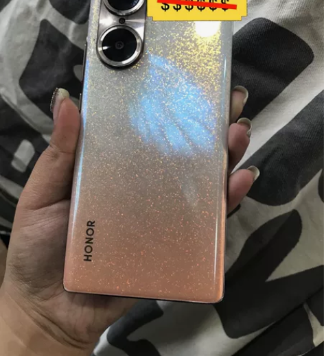 【个人转让】荣耀60 ,8256G全网通,...