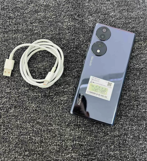 ?荣耀70 12+256G 99新 有原充...