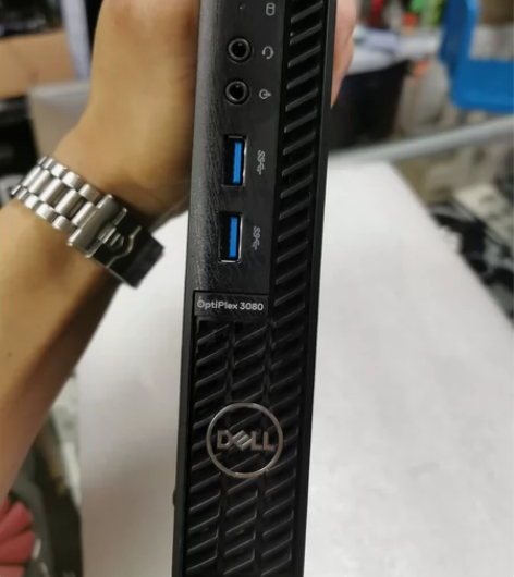 戴尔3080 今天上午客户升级换下一套戴尔...