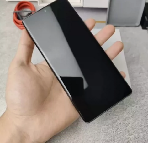 自用的一台努比亚z50 12+256 8月...