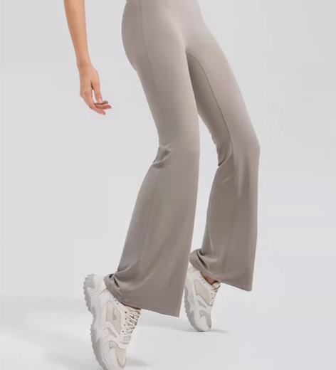 新款微喇鲨鱼瑜伽裤宽松女提臀运动高腰显瘦健...