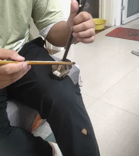 迷你小二胡，黑檀木材质，做工精细，收藏佳品...