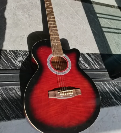 闲置吉他出售。限自提，坐标湘湖地铁站边。 ...