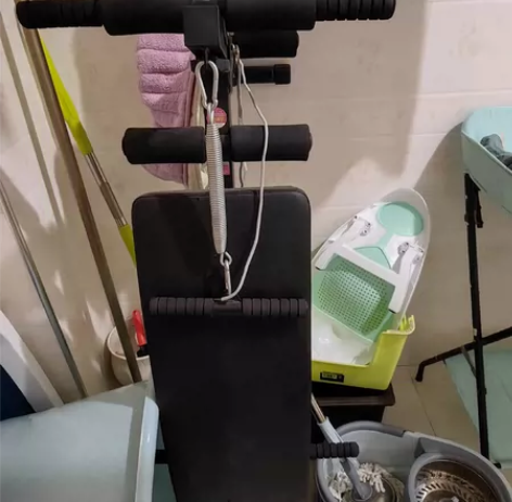 仰卧起坐架 感兴趣的话点“我想要”和我私聊...